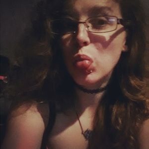 Meet your Posher, Kaylie